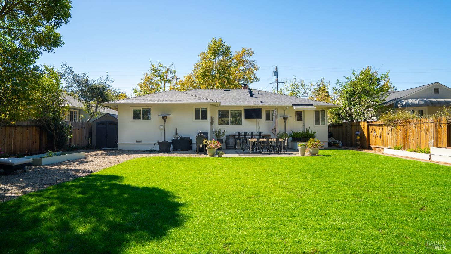 536 Minahen Street Napa CA 94559