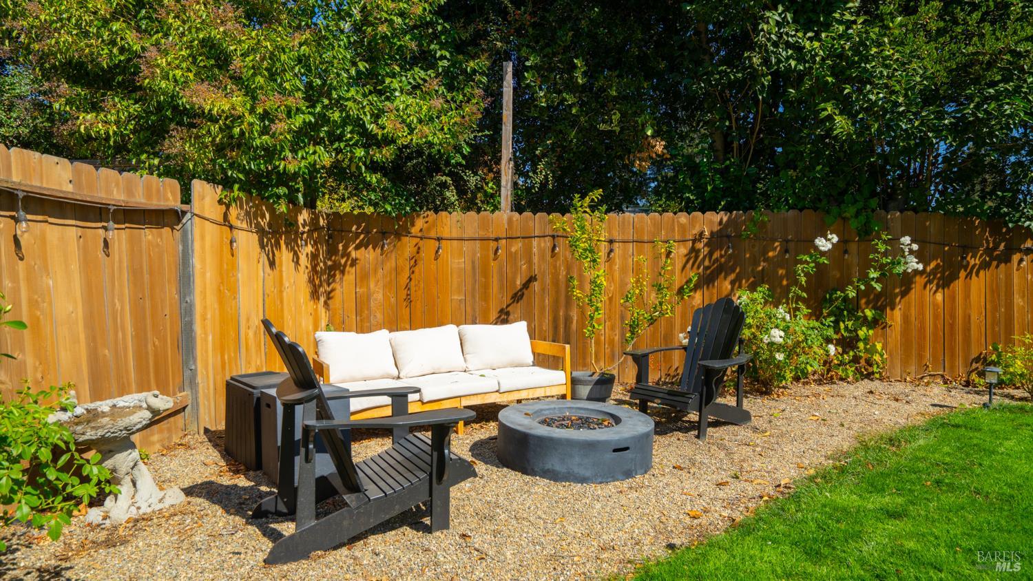536 Minahen Street Napa CA 94559