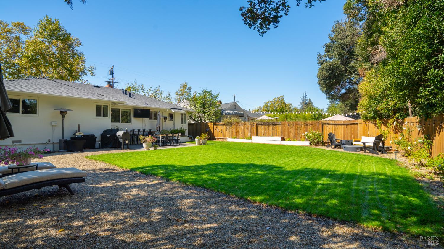 536 Minahen Street Napa CA 94559