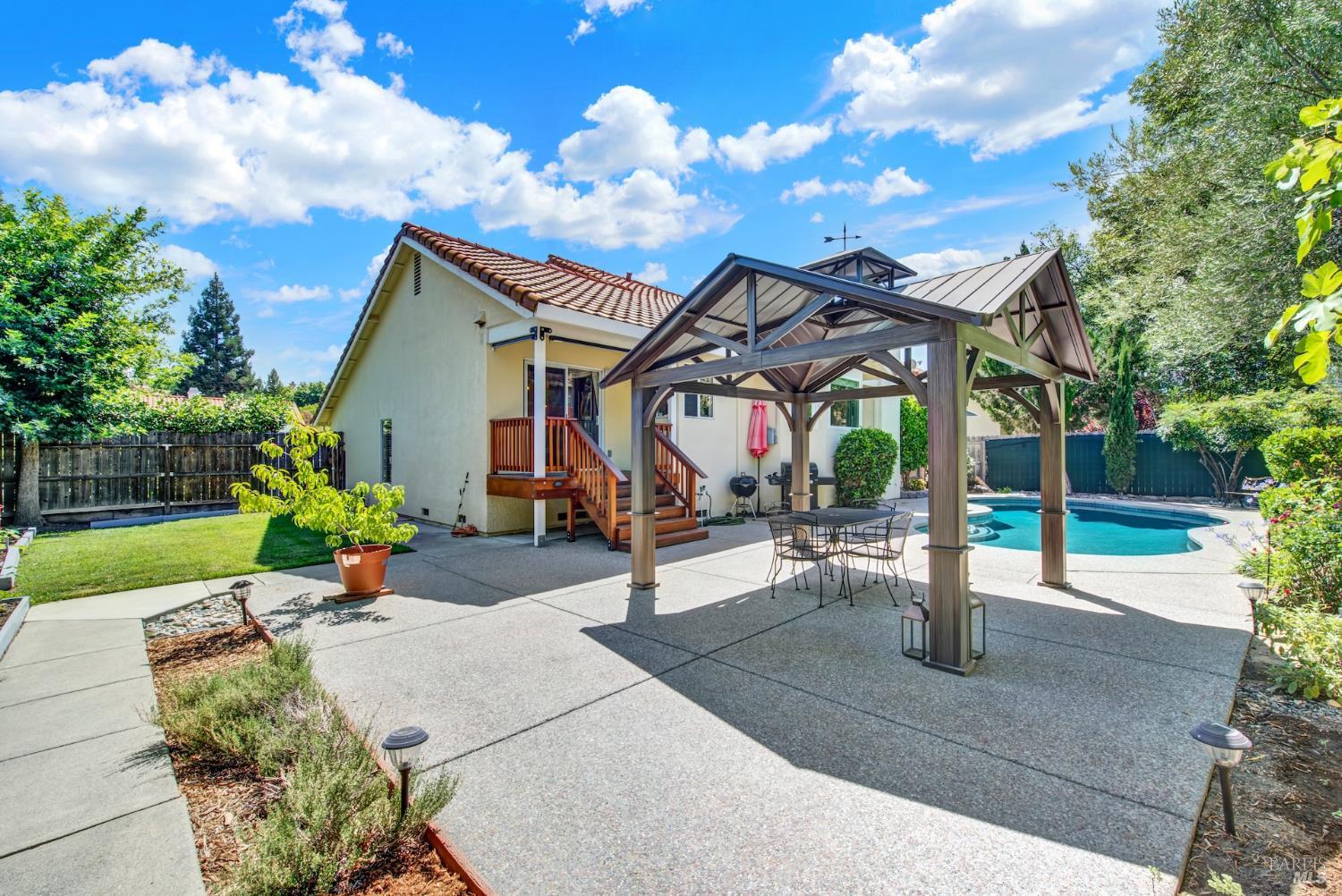 212 Wrentham Drive Vacaville CA 95688