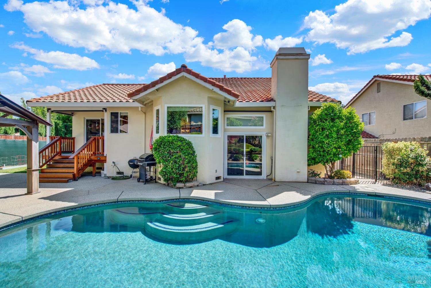 212 Wrentham Drive Vacaville CA 95688