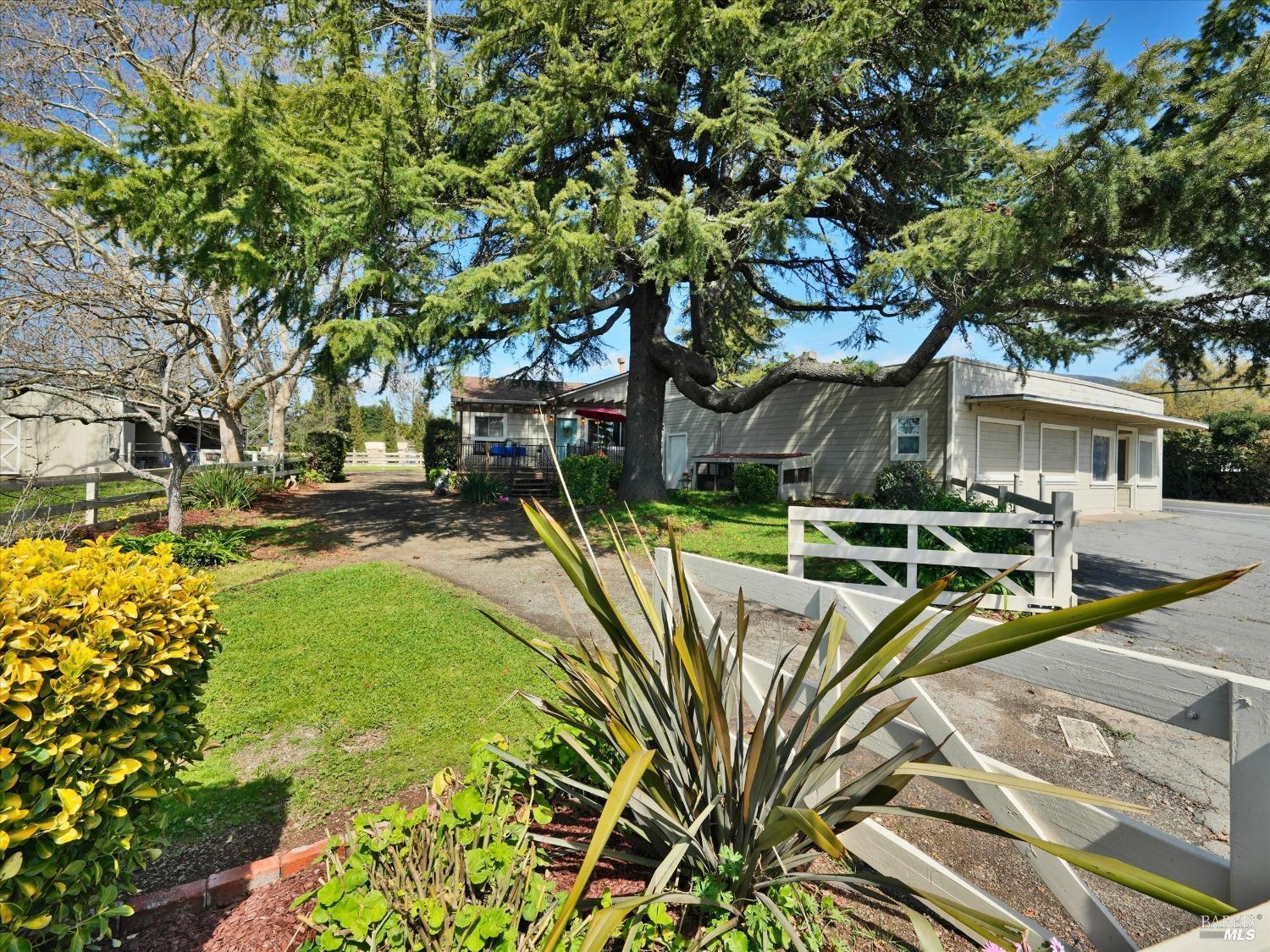 2060 Hagen Road Napa CA 94558