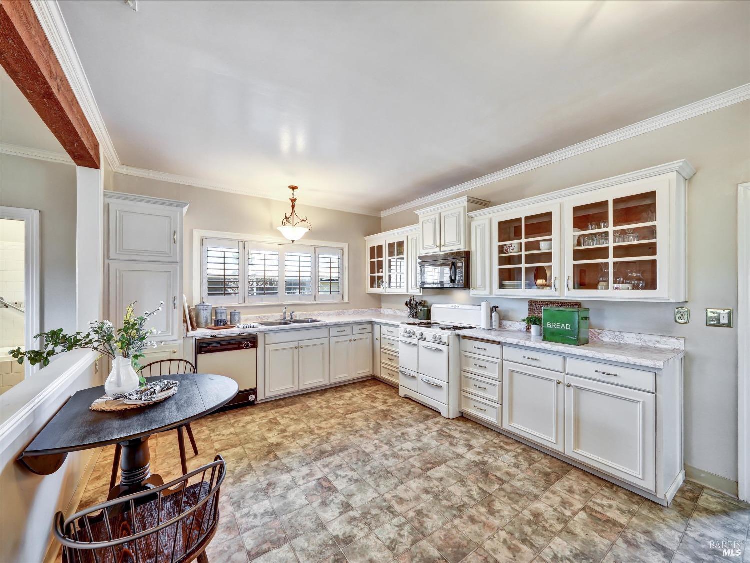 2060 Hagen Road Napa CA 94558