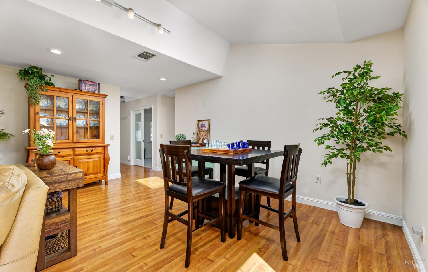 433 Dahlia Street Fairfield CA 94533
