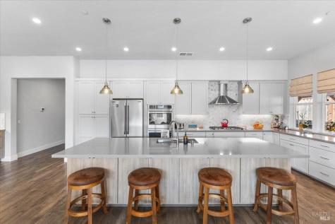 573 Misty Court Santa Rosa CA 95403