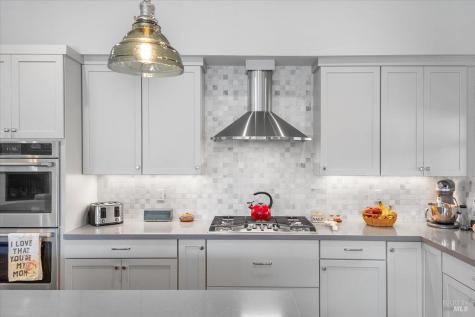 573 Misty Court Santa Rosa CA 95403