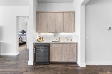 573 Misty Court Santa Rosa CA 95403