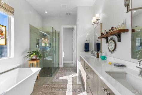 573 Misty Court Santa Rosa CA 95403