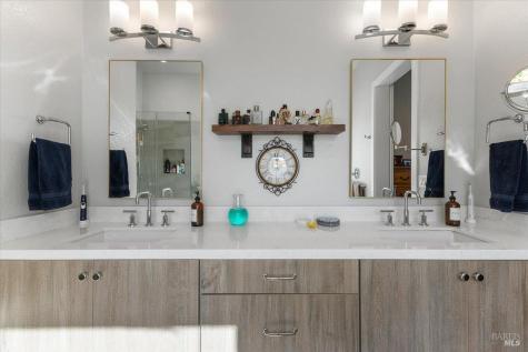 573 Misty Court Santa Rosa CA 95403