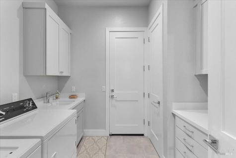 573 Misty Court Santa Rosa CA 95403