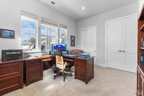 573 Misty Court Santa Rosa CA 95403