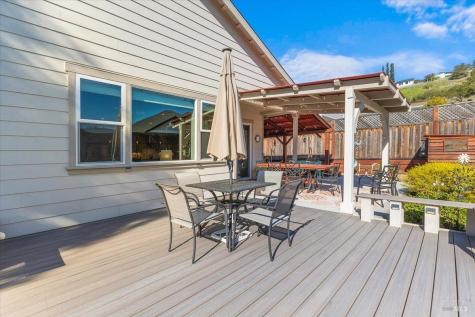 573 Misty Court Santa Rosa CA 95403