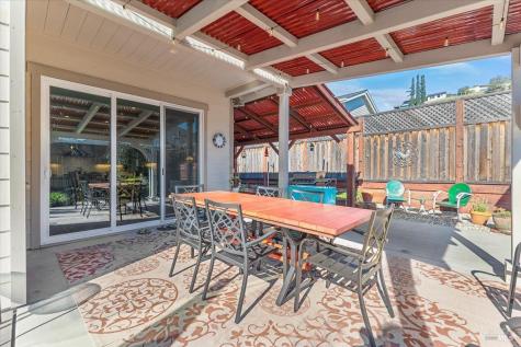 573 Misty Court Santa Rosa CA 95403
