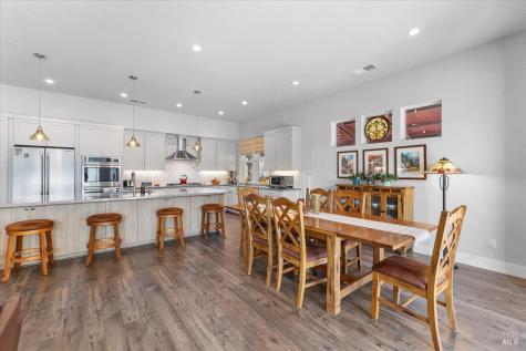 573 Misty Court Santa Rosa CA 95403