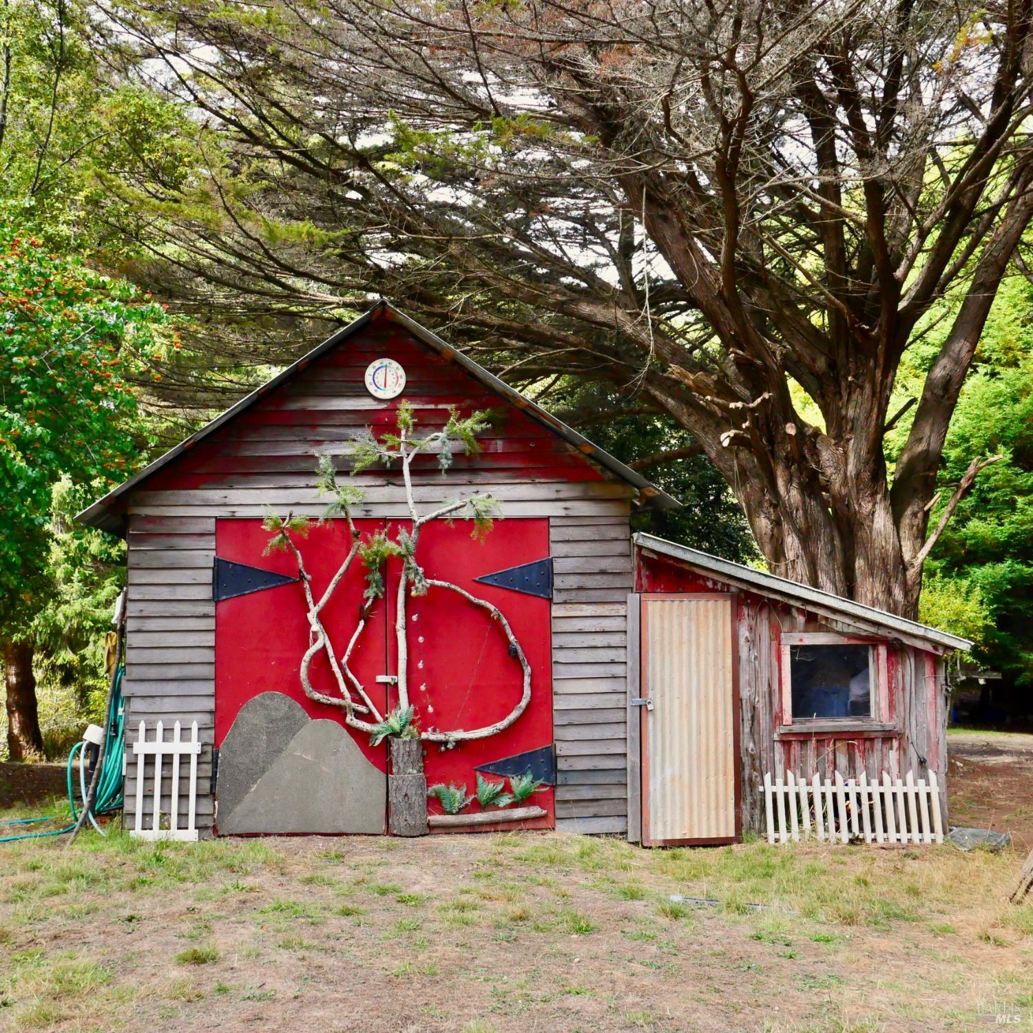26800 N Highway 1 Fort Bragg CA 95437
