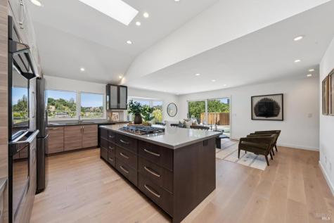 211 Fairway Drive Novato CA 94949