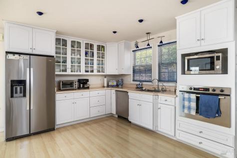 14 Fair Drive San Rafael CA 94901