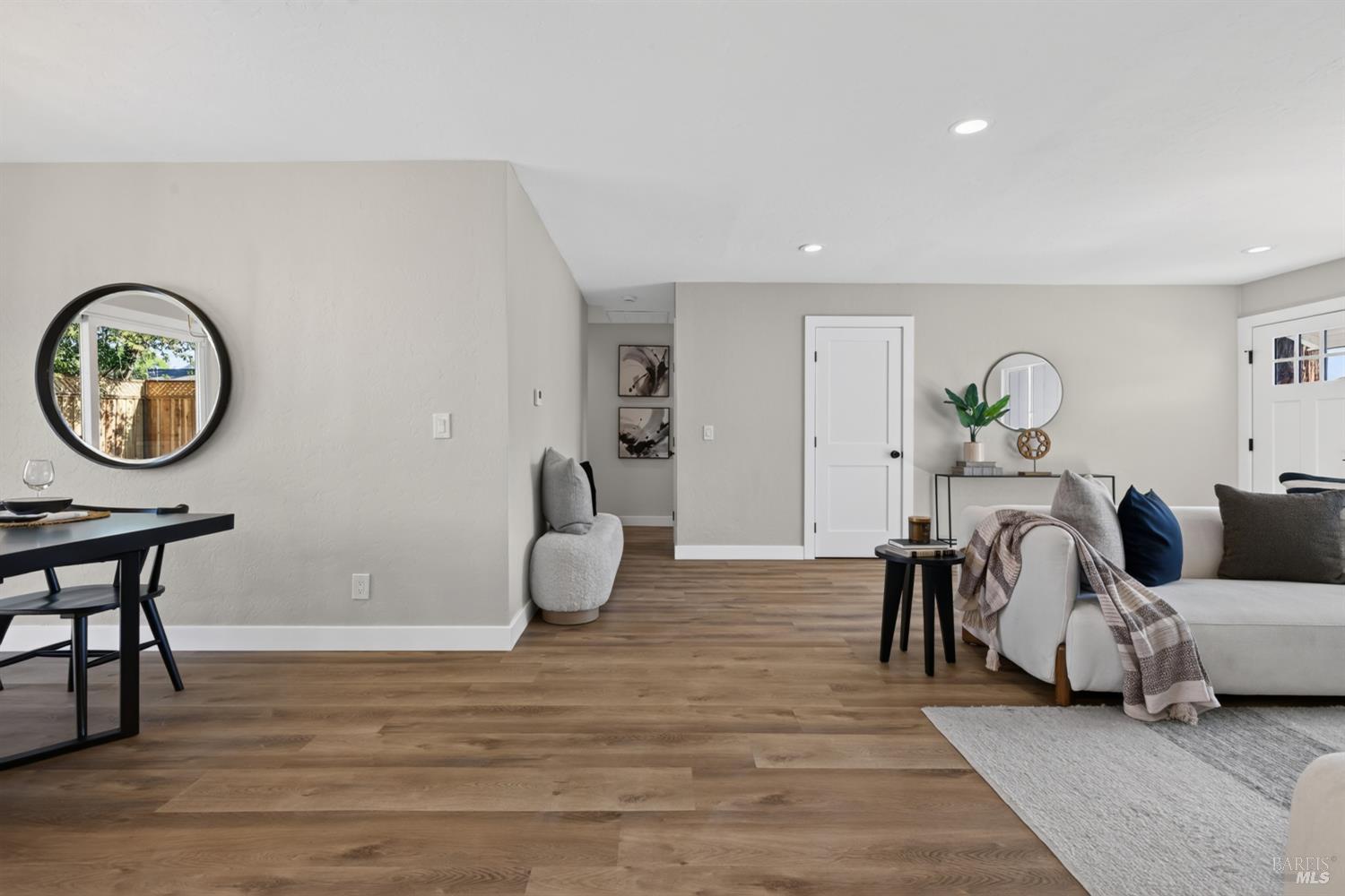 1669 San Marino Drive Petaluma CA 94954