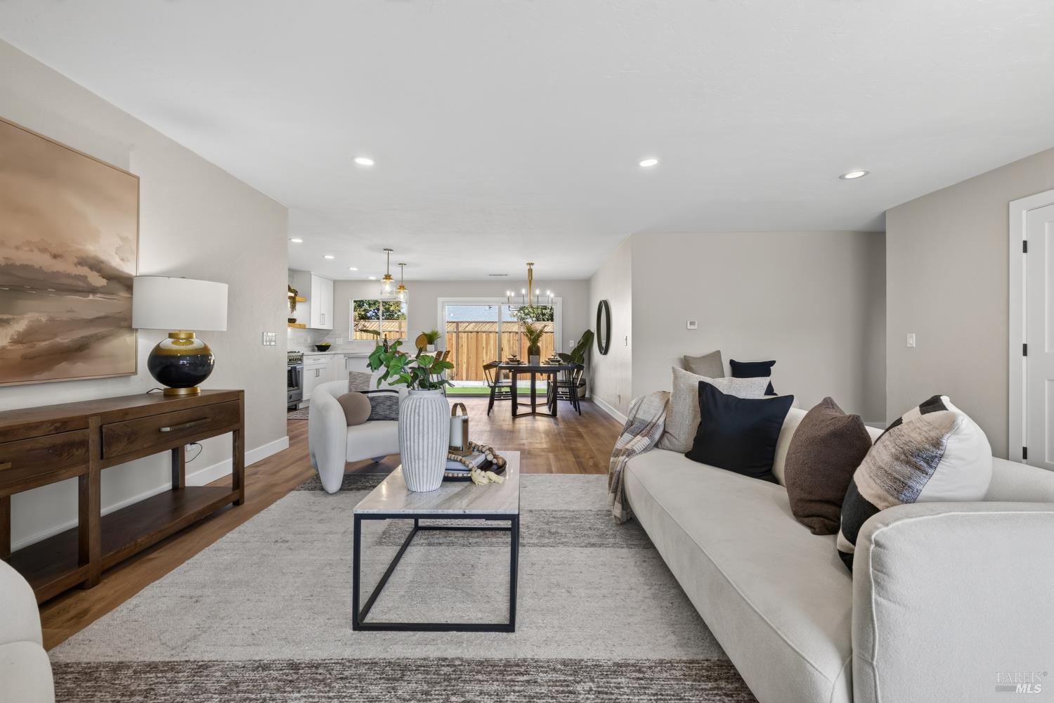 1669 San Marino Drive Petaluma CA 94954
