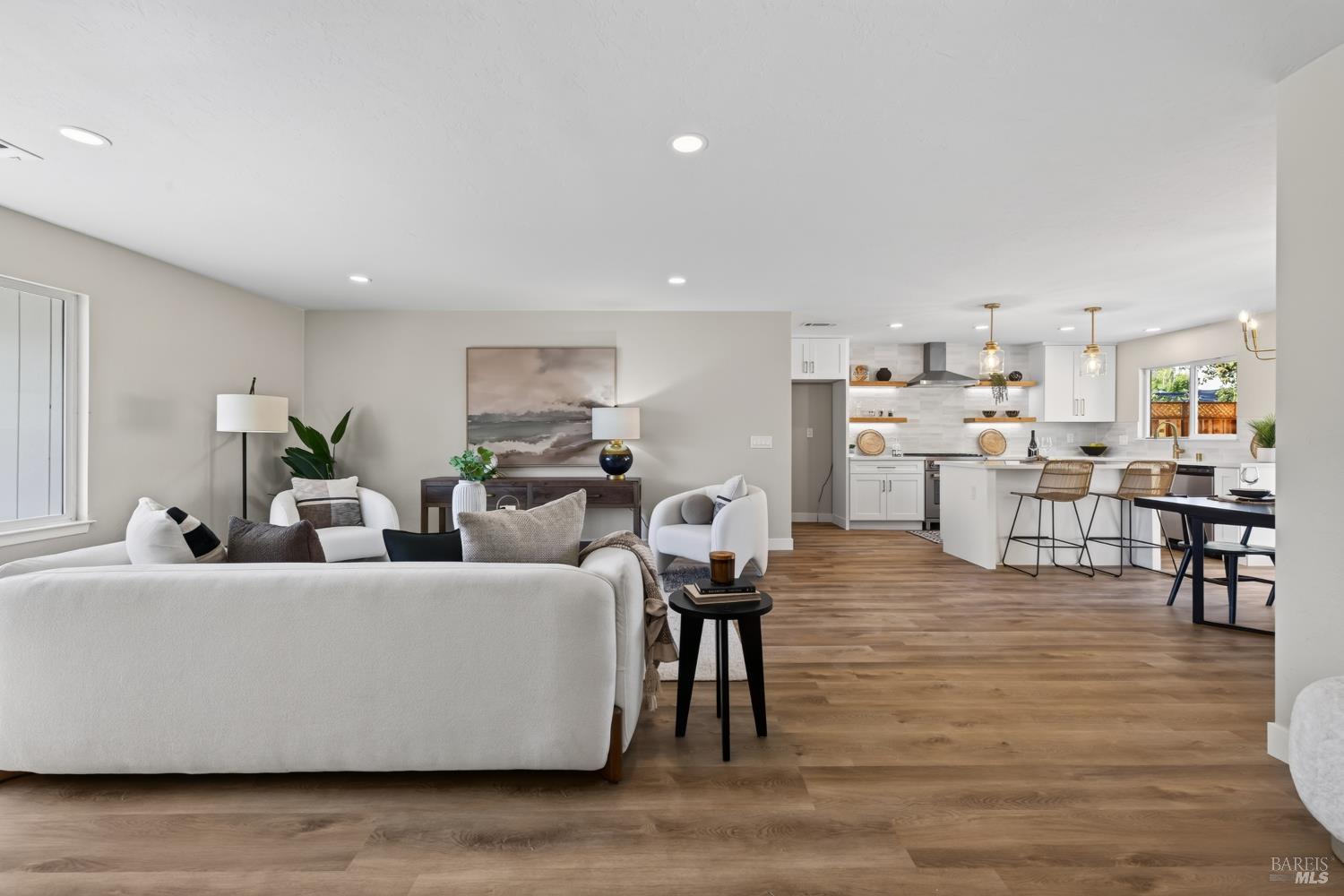 1669 San Marino Drive Petaluma CA 94954