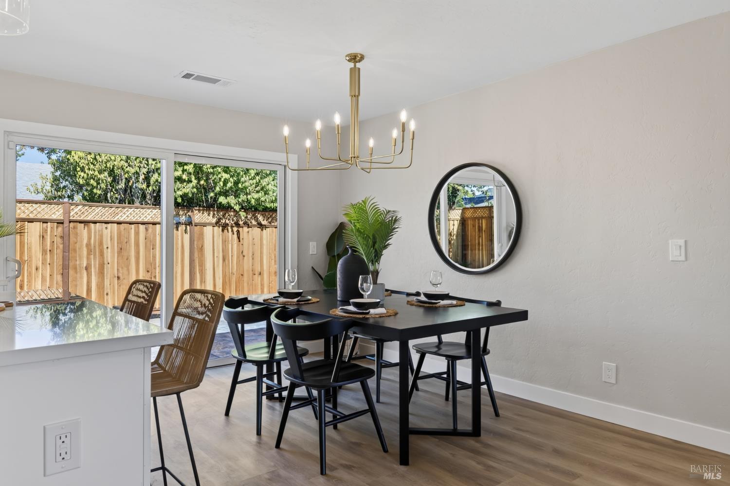 1669 San Marino Drive Petaluma CA 94954