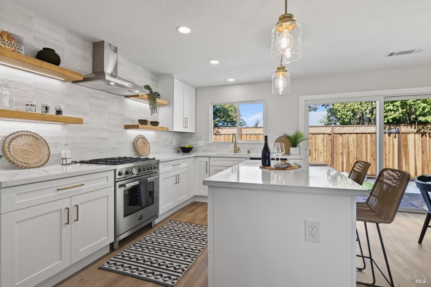 1669 San Marino Drive Petaluma CA 94954