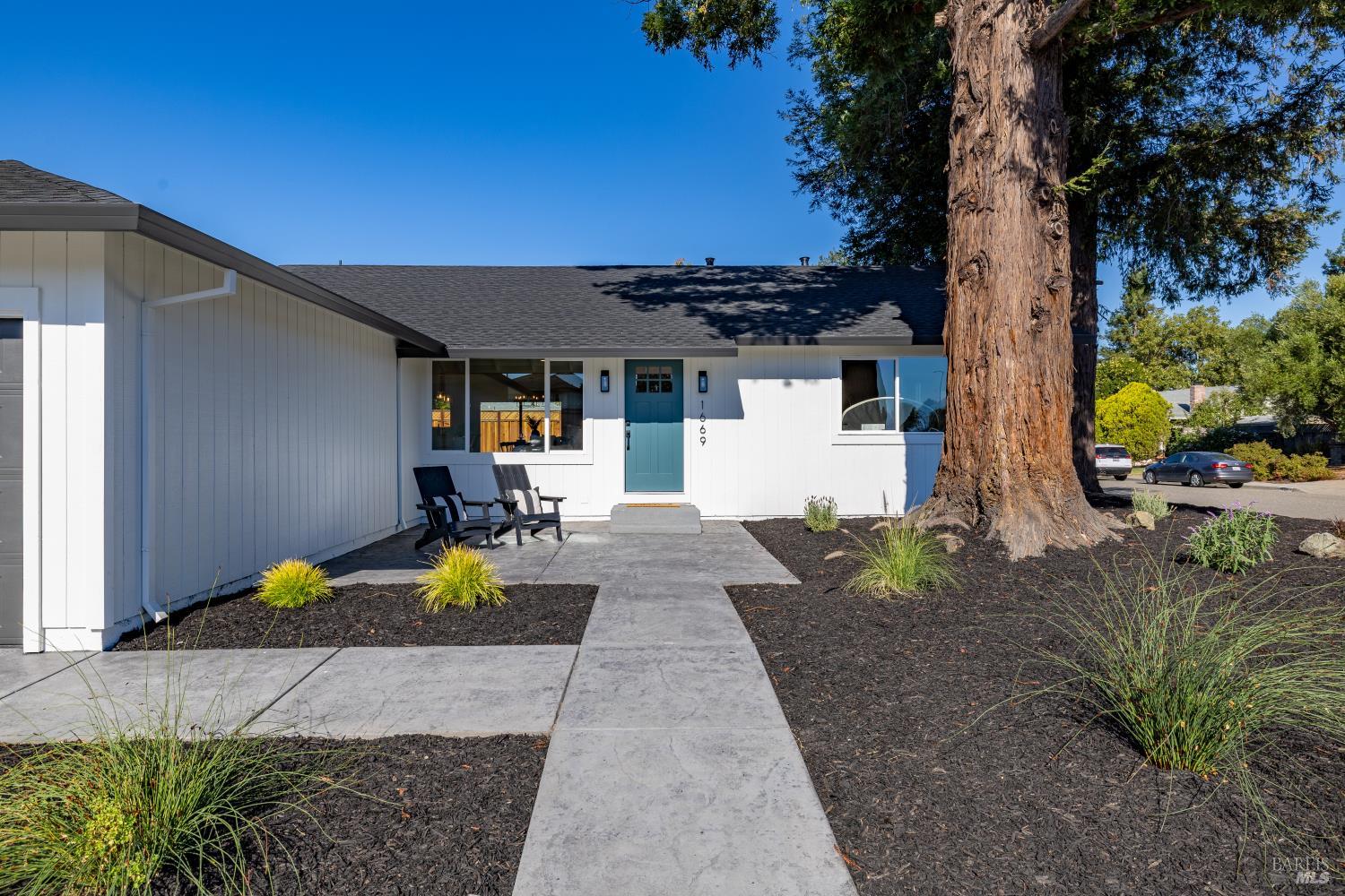1669 San Marino Drive Petaluma CA 94954