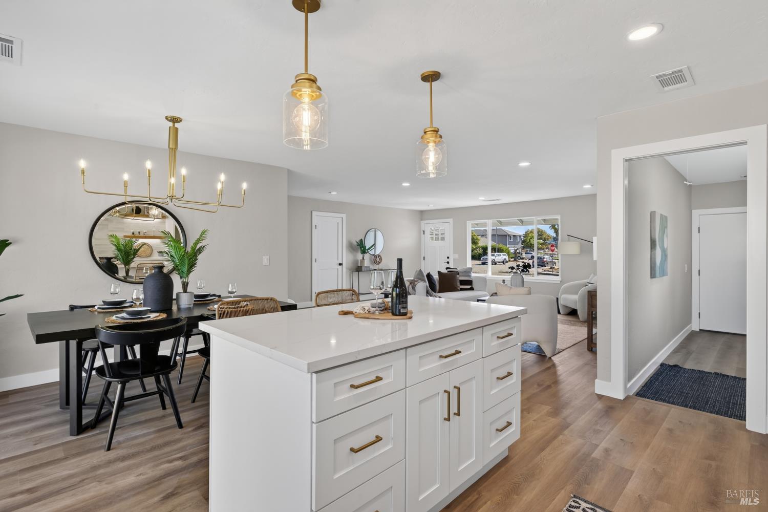 1669 San Marino Drive Petaluma CA 94954