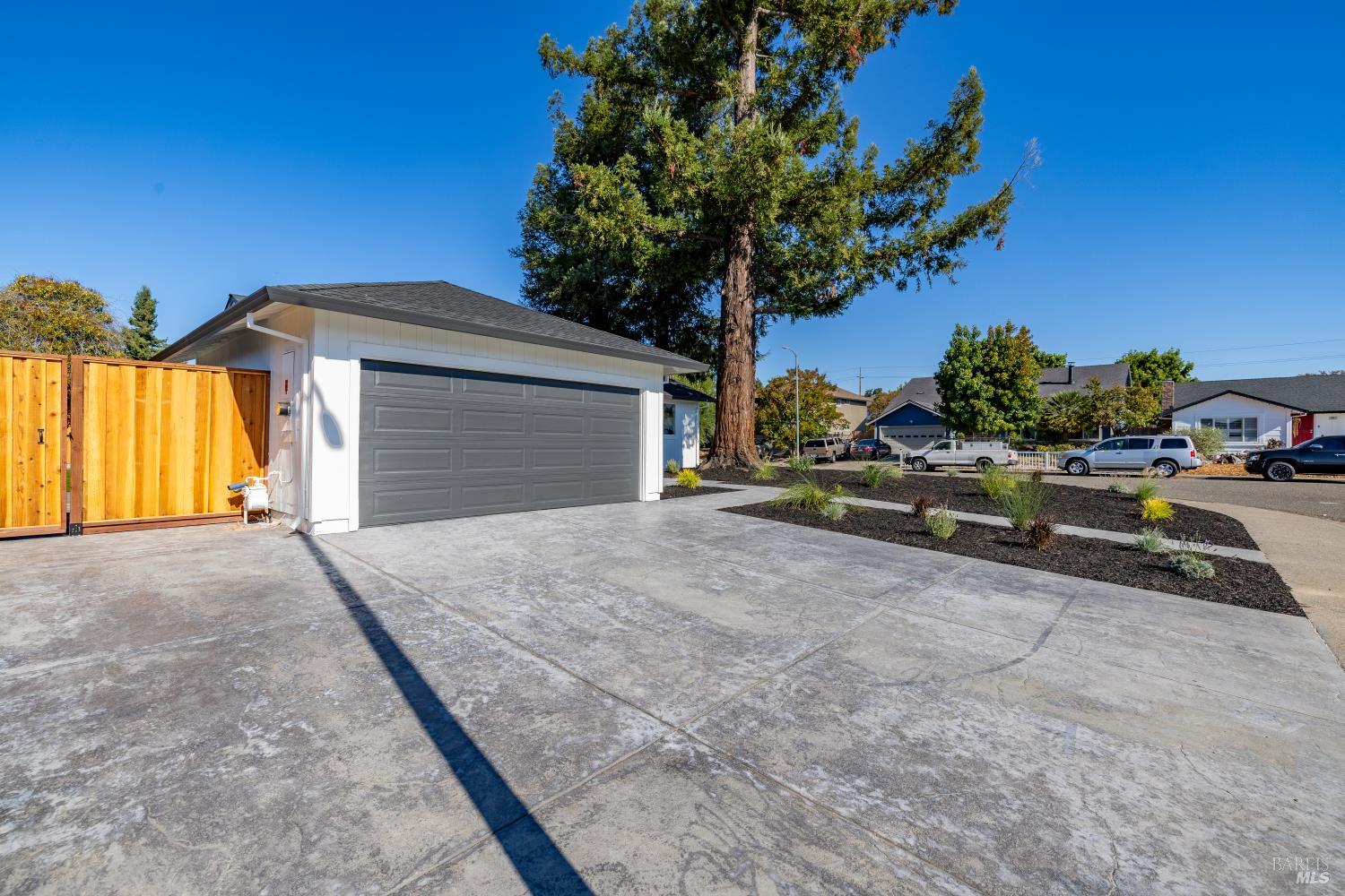 1669 San Marino Drive Petaluma CA 94954