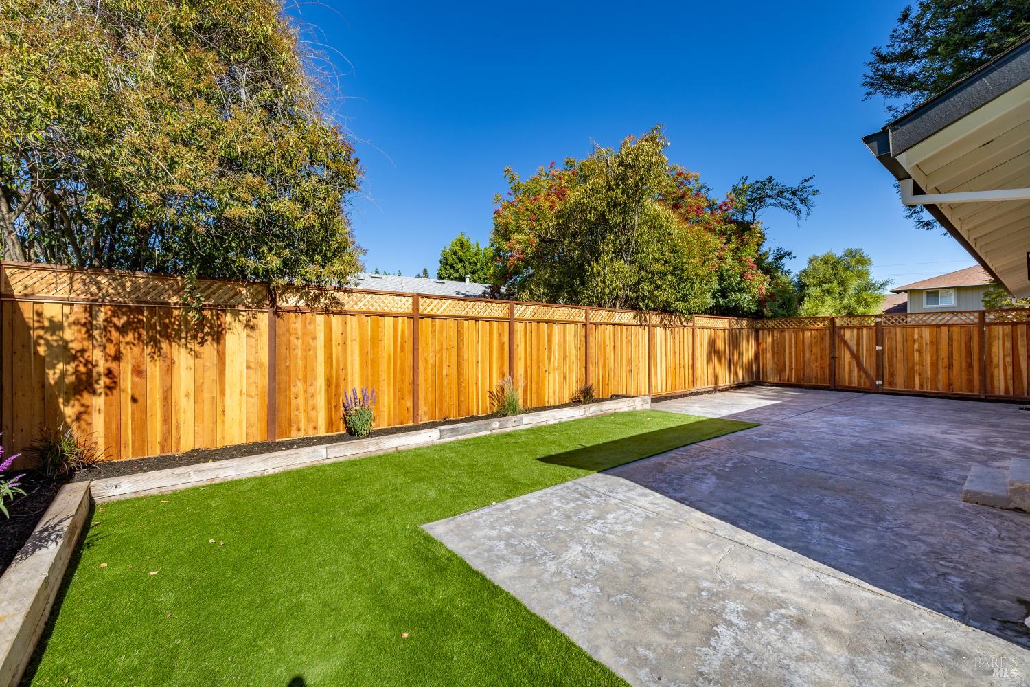 1669 San Marino Drive Petaluma CA 94954