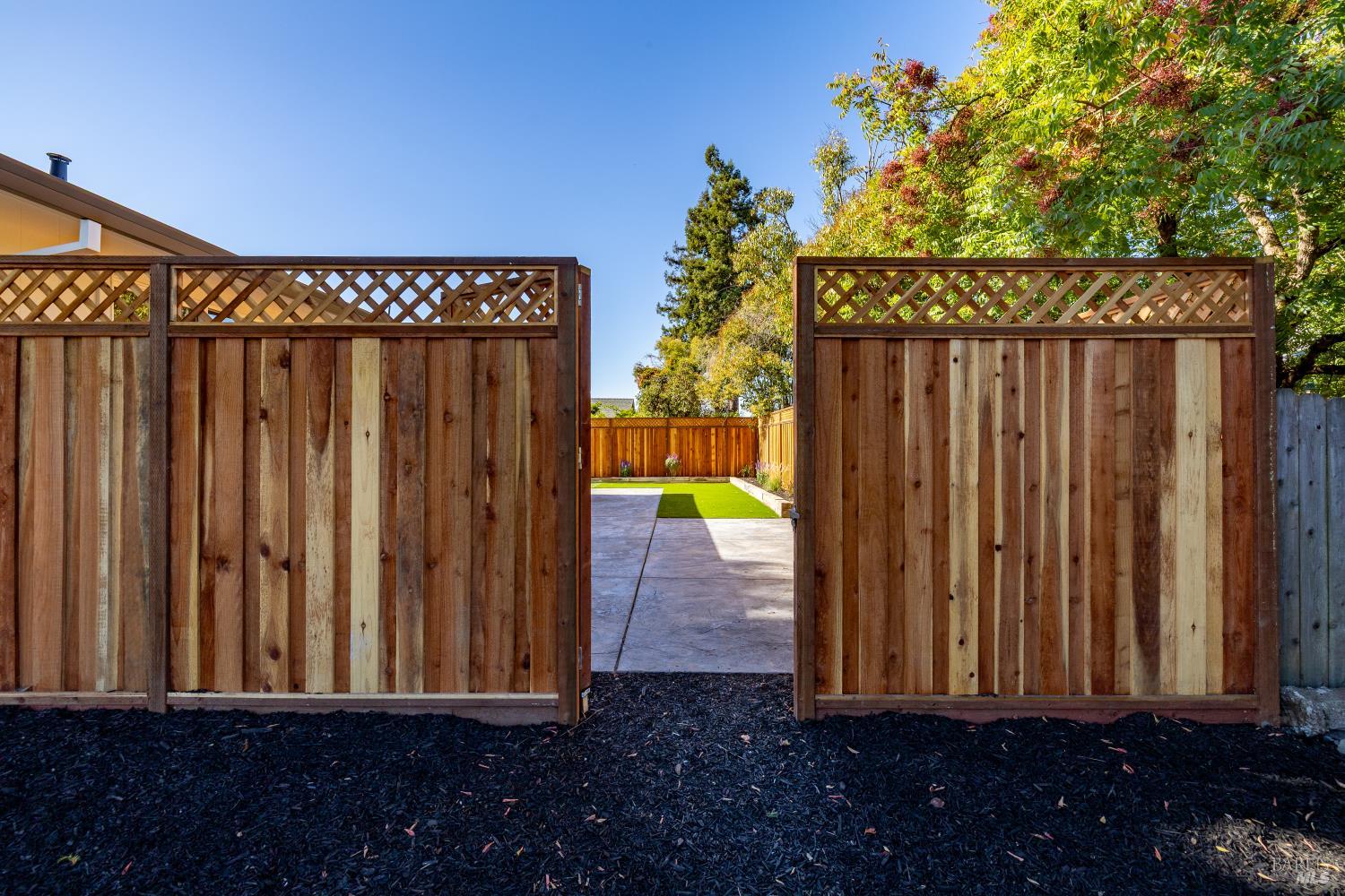 1669 San Marino Drive Petaluma CA 94954