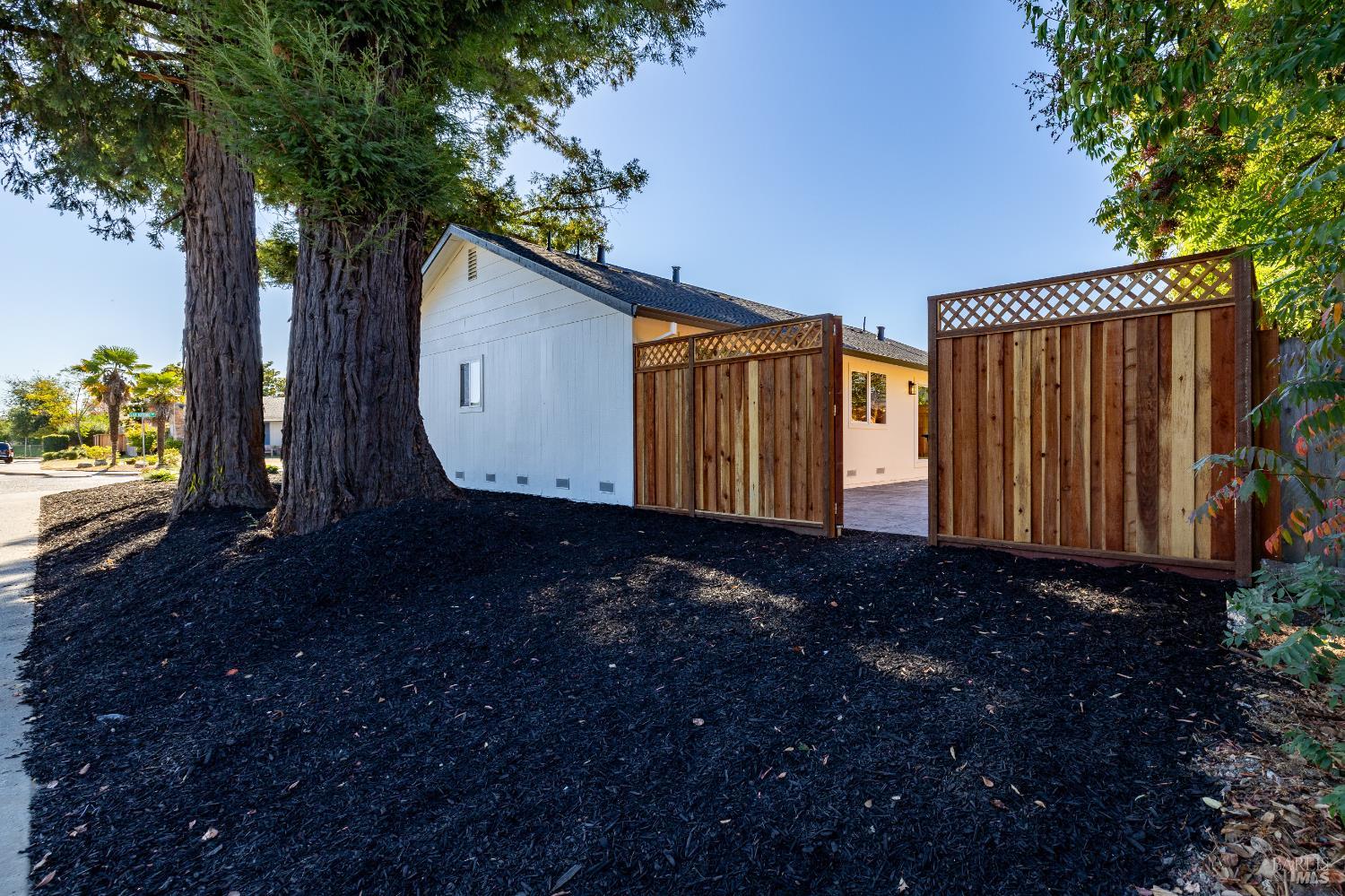 1669 San Marino Drive Petaluma CA 94954