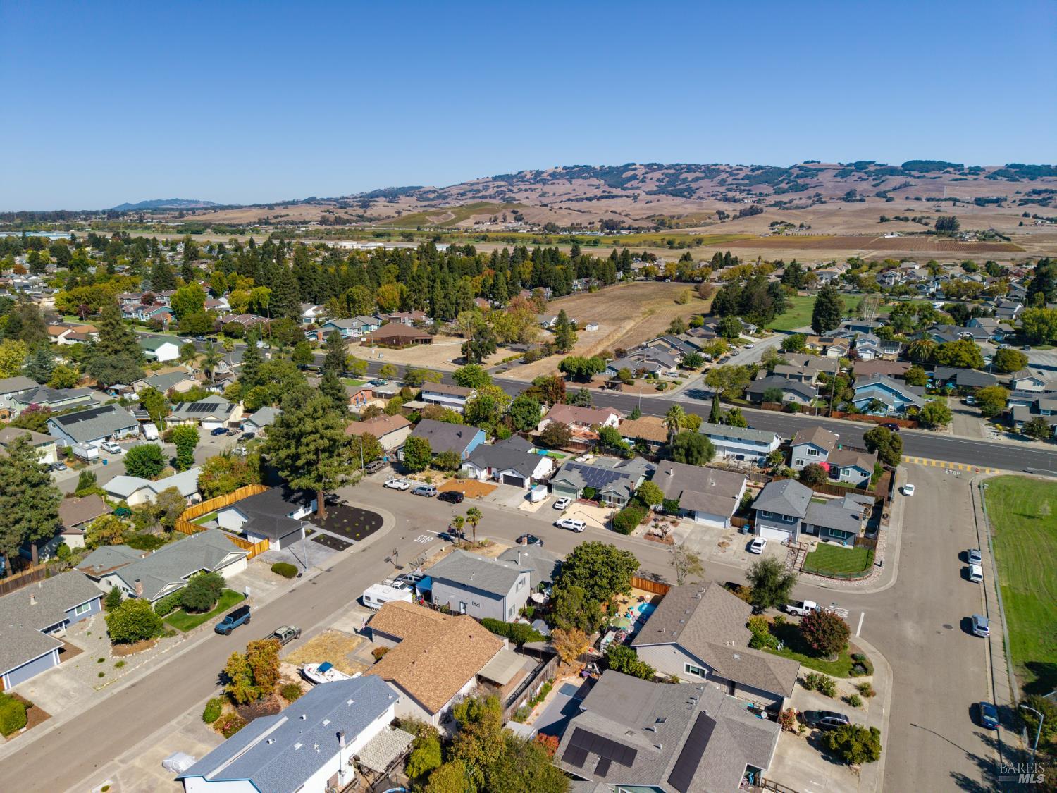 1669 San Marino Drive Petaluma CA 94954