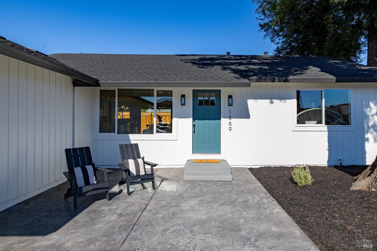 1669 San Marino Drive Petaluma CA 94954