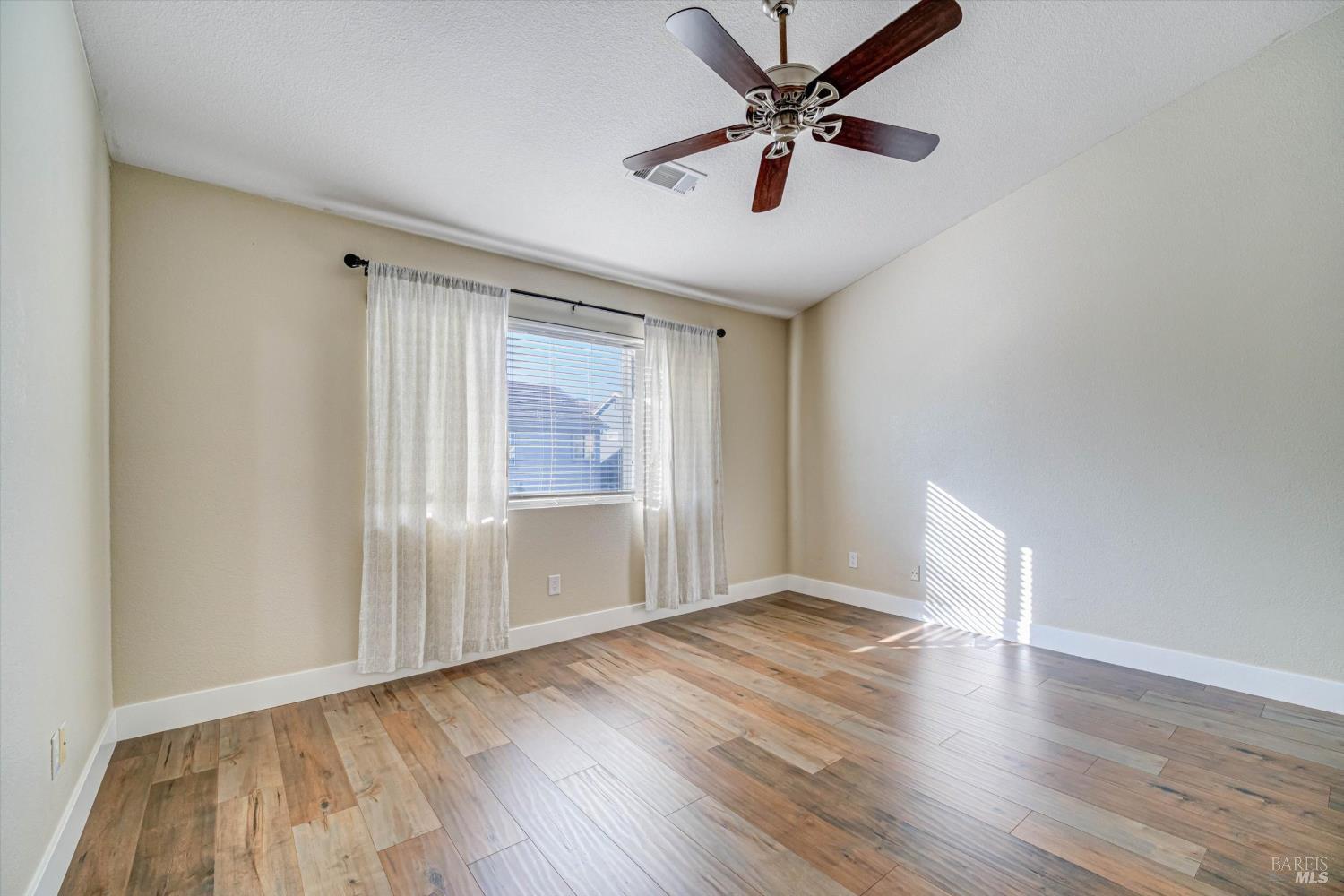 1896 Clarendon Drive Fairfield CA 94534