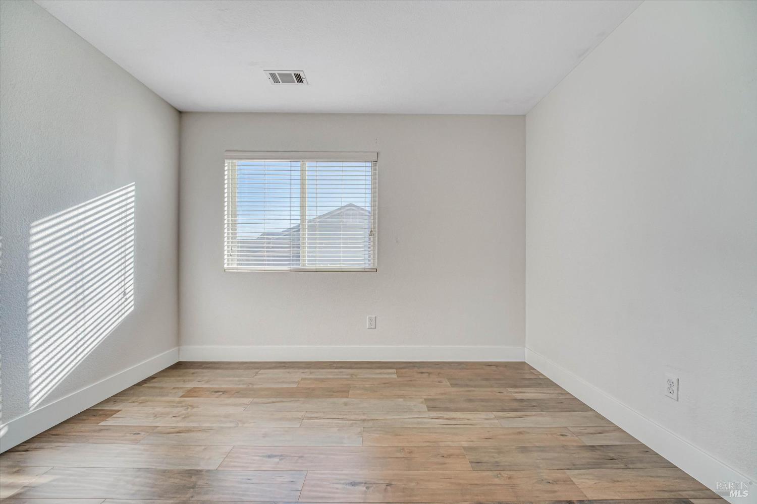 1896 Clarendon Drive Fairfield CA 94534