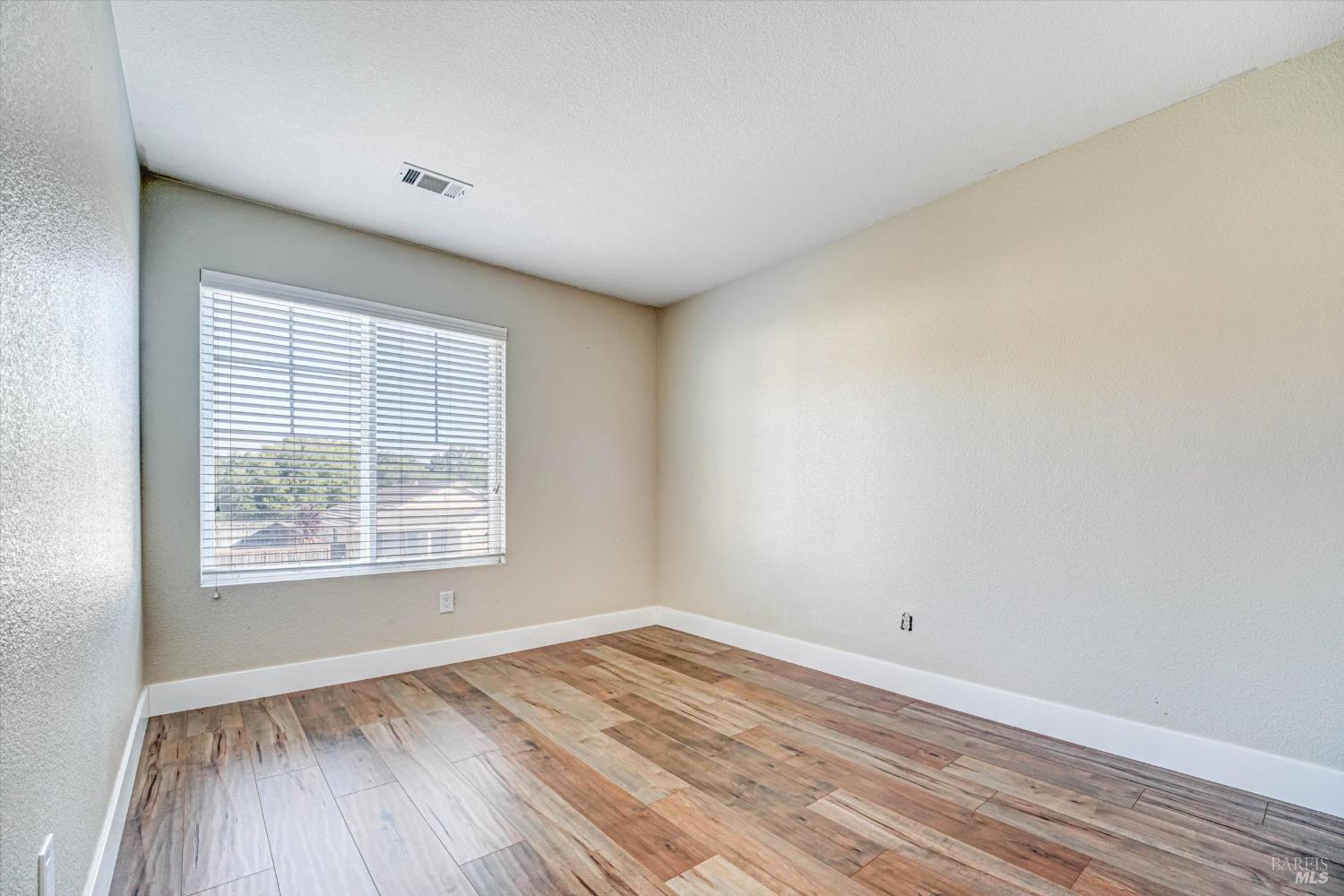 1896 Clarendon Drive Fairfield CA 94534