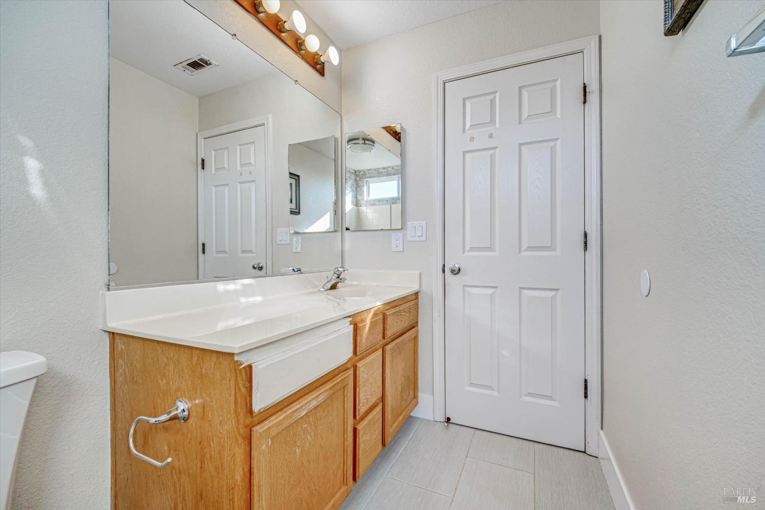 1896 Clarendon Drive Fairfield CA 94534
