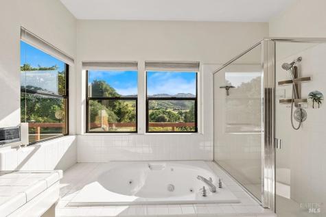 6271 Meadowstone Drive Santa Rosa CA 95409