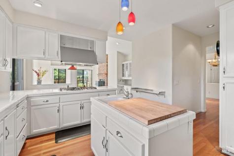 6271 Meadowstone Drive Santa Rosa CA 95409