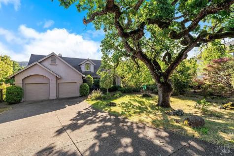 6271 Meadowstone Drive Santa Rosa CA 95409