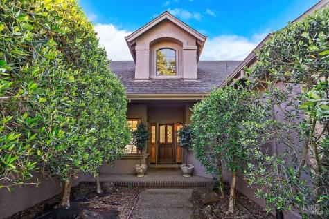 6271 Meadowstone Drive Santa Rosa CA 95409