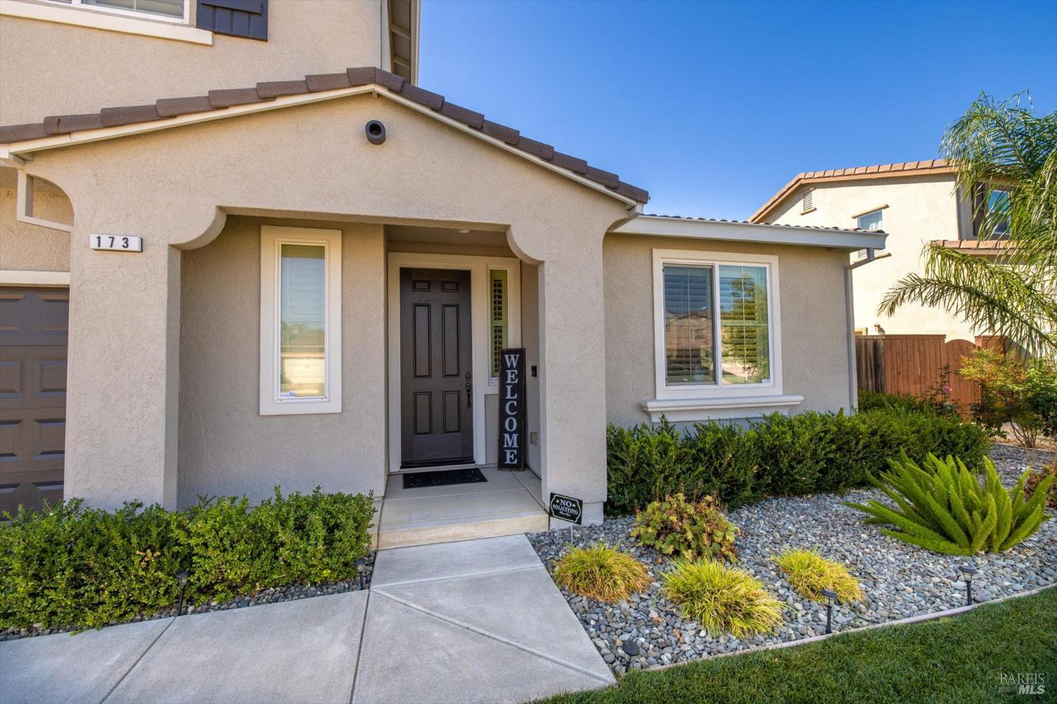 173 Via Del Sol Vacaville CA 95687