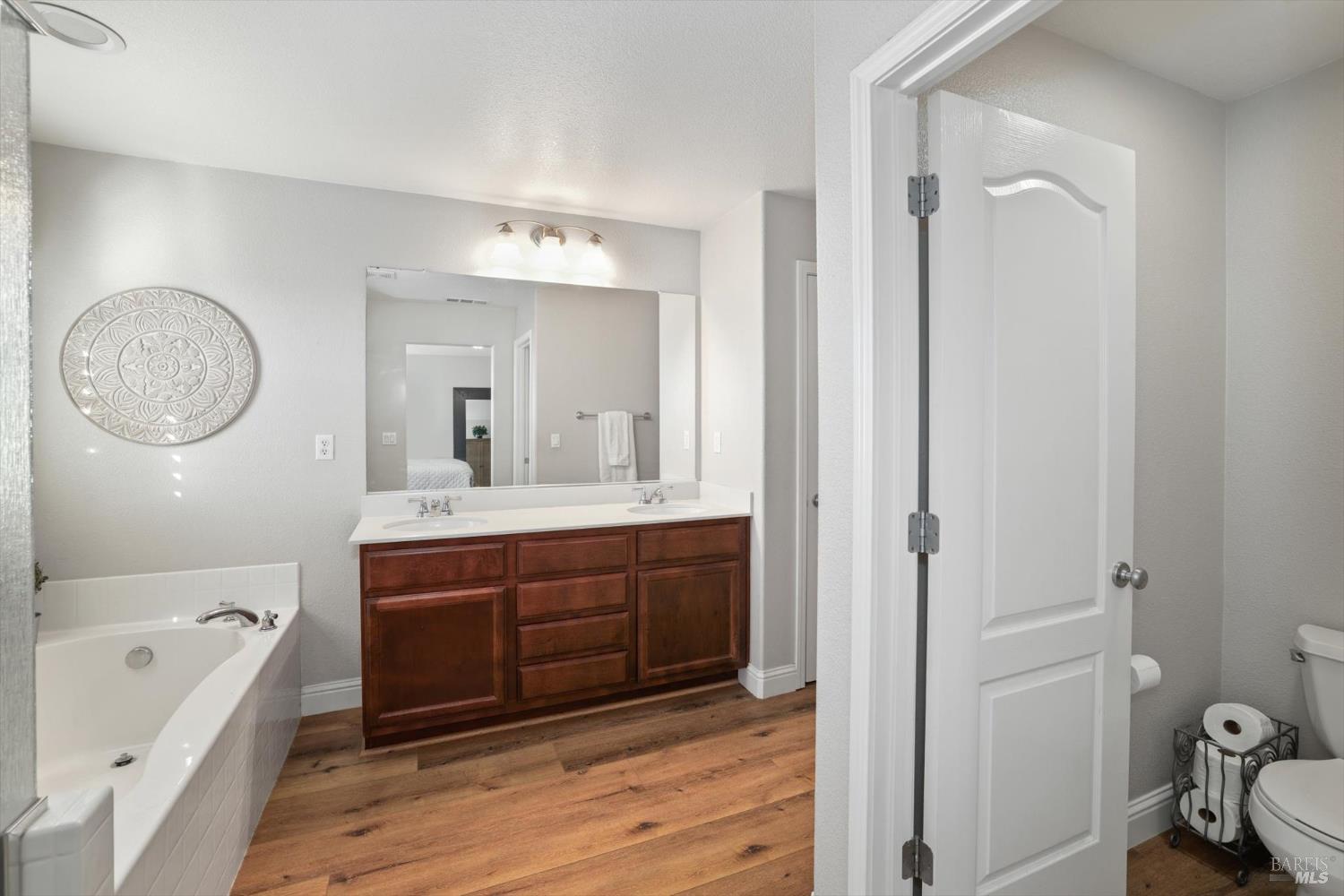 173 Via Del Sol Vacaville CA 95687