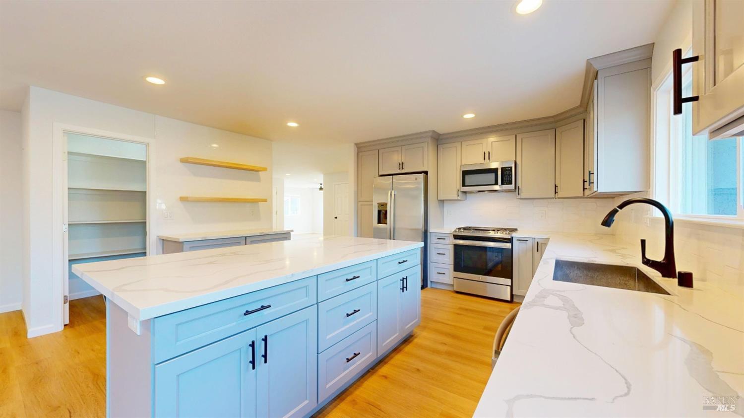 6086 Dinah Court Rohnert Park CA 94928