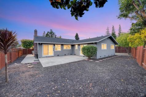 6086 Dinah Court Rohnert Park CA 94928