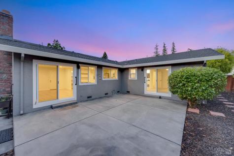 6086 Dinah Court Rohnert Park CA 94928