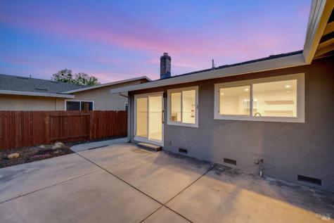 6086 Dinah Court Rohnert Park CA 94928