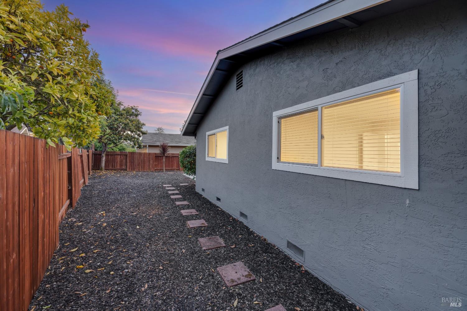 6086 Dinah Court Rohnert Park CA 94928