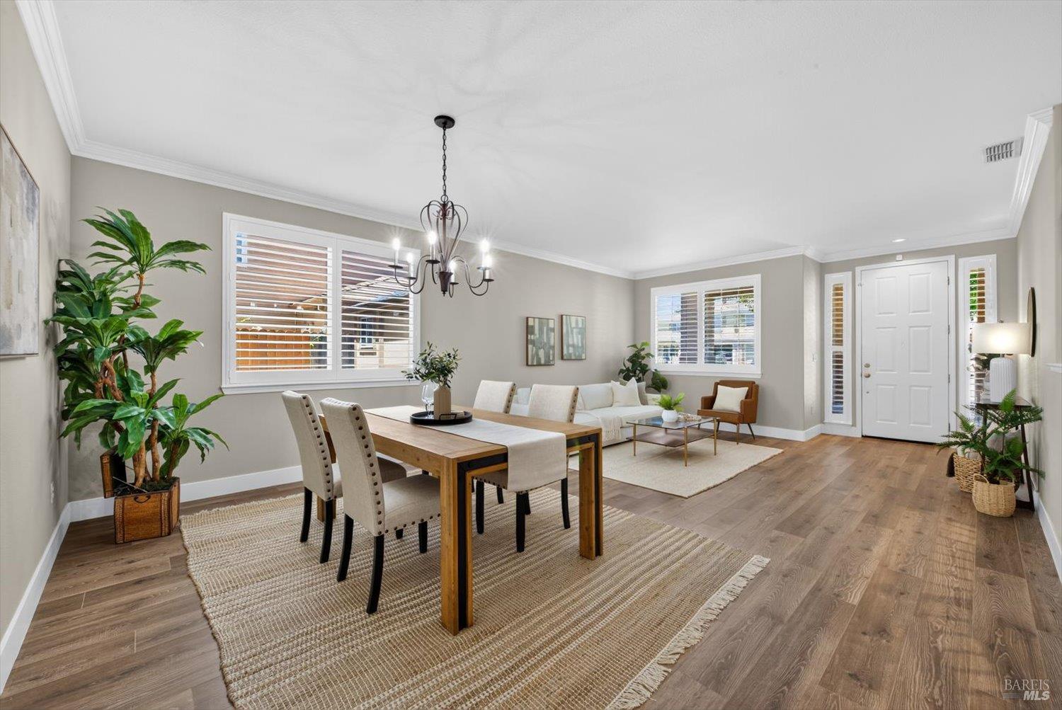 907 Dunerose Court Vacaville CA 95687